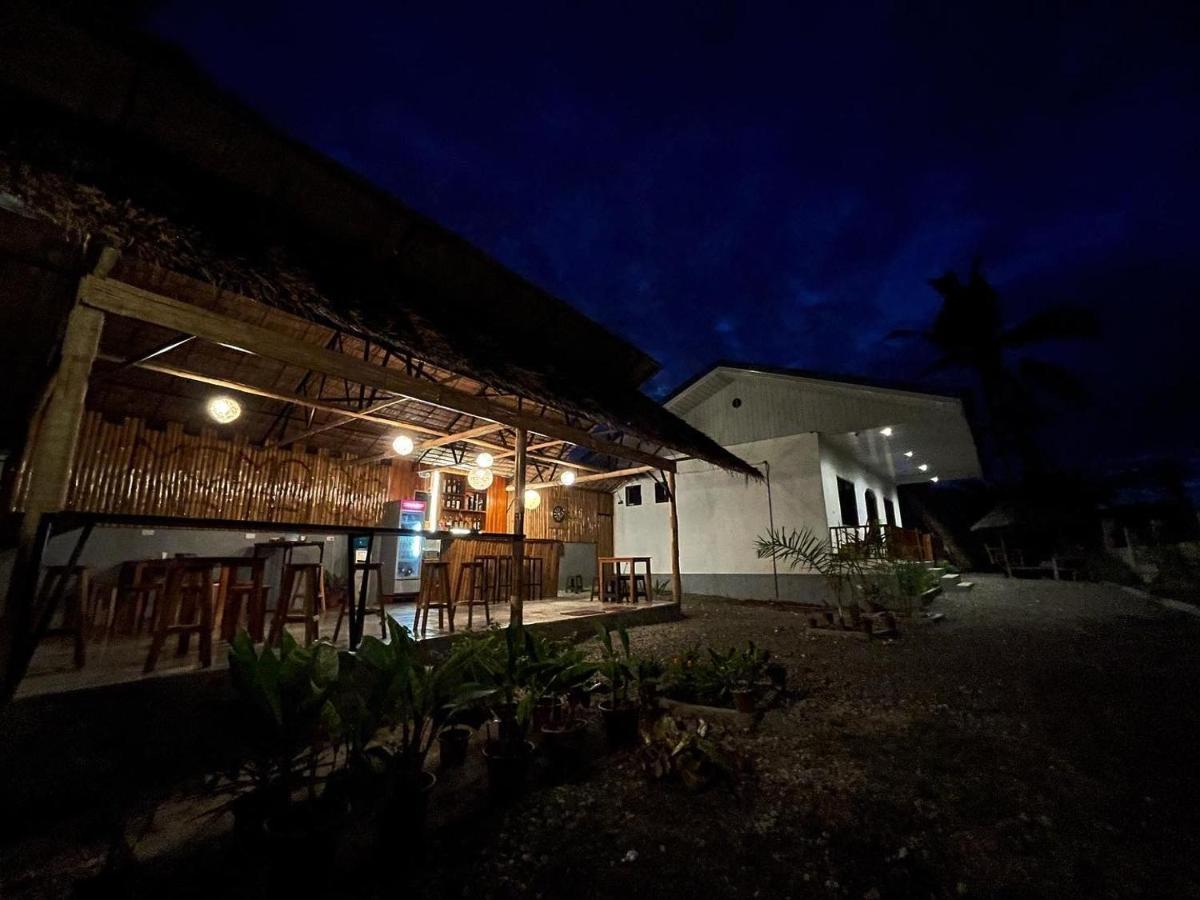 Momo Hostel โมอัลโบอัล ภายนอก รูปภาพ